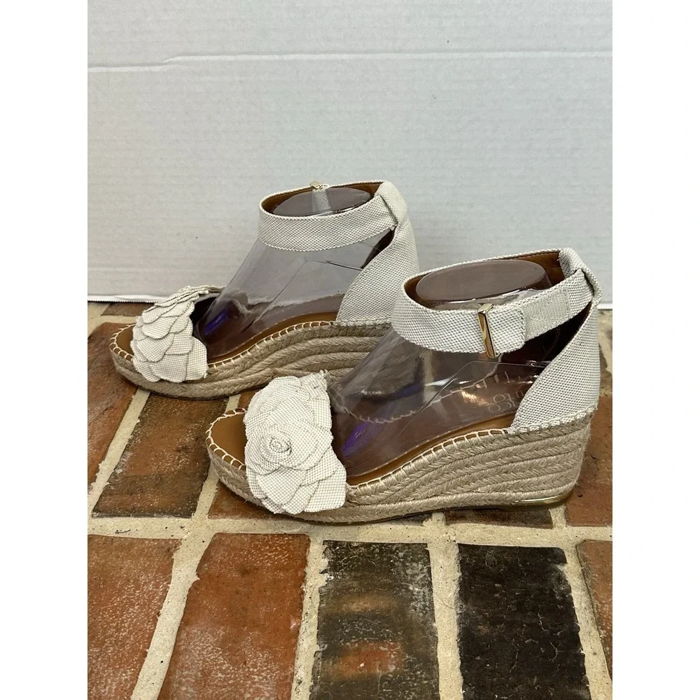 Women's 8 Sandal Shoe Franco Sarto Wedge Clemens Platform Espadrille Flower